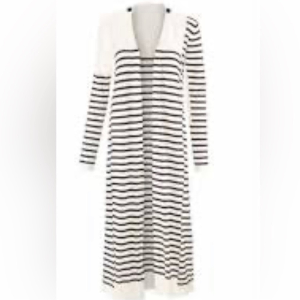 Cabi #5141 white & Navy blue
Striped Victory Duster Cardigan Long...size…